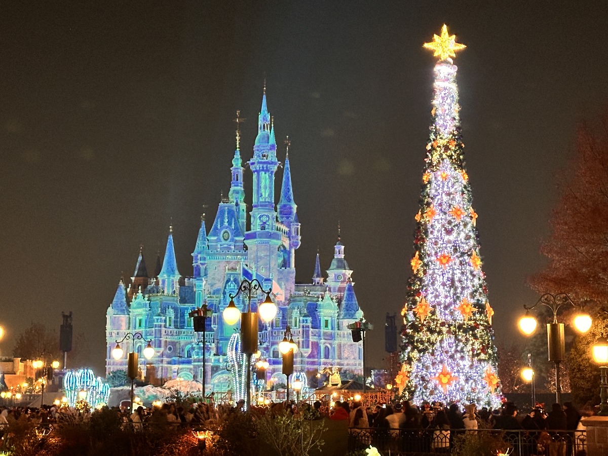 Where Disney Meets China: Exploring Shanghai Disneyland